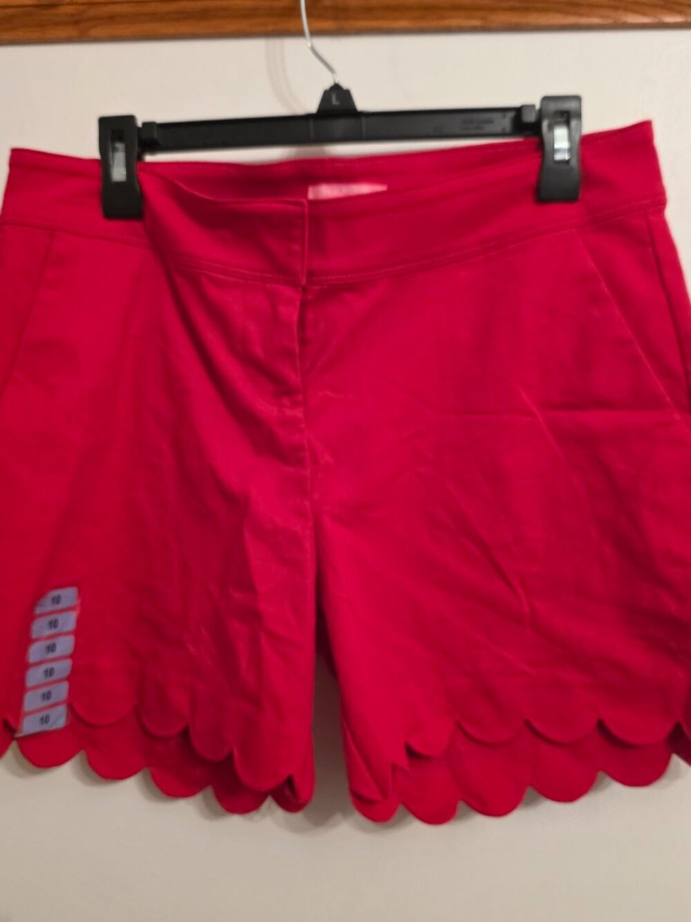 Isaac Mizrahi Red Scallop Hem High Waist Shorts Size 10 - Picture 4 of 4